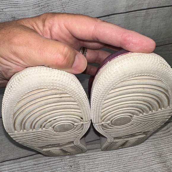 Jordan 1 Retro Women's 9.5 / 8 Y Metallic Pink Rose Very Clean - Picture 10 of 11